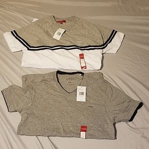 2 Guess, size: small t-shirts